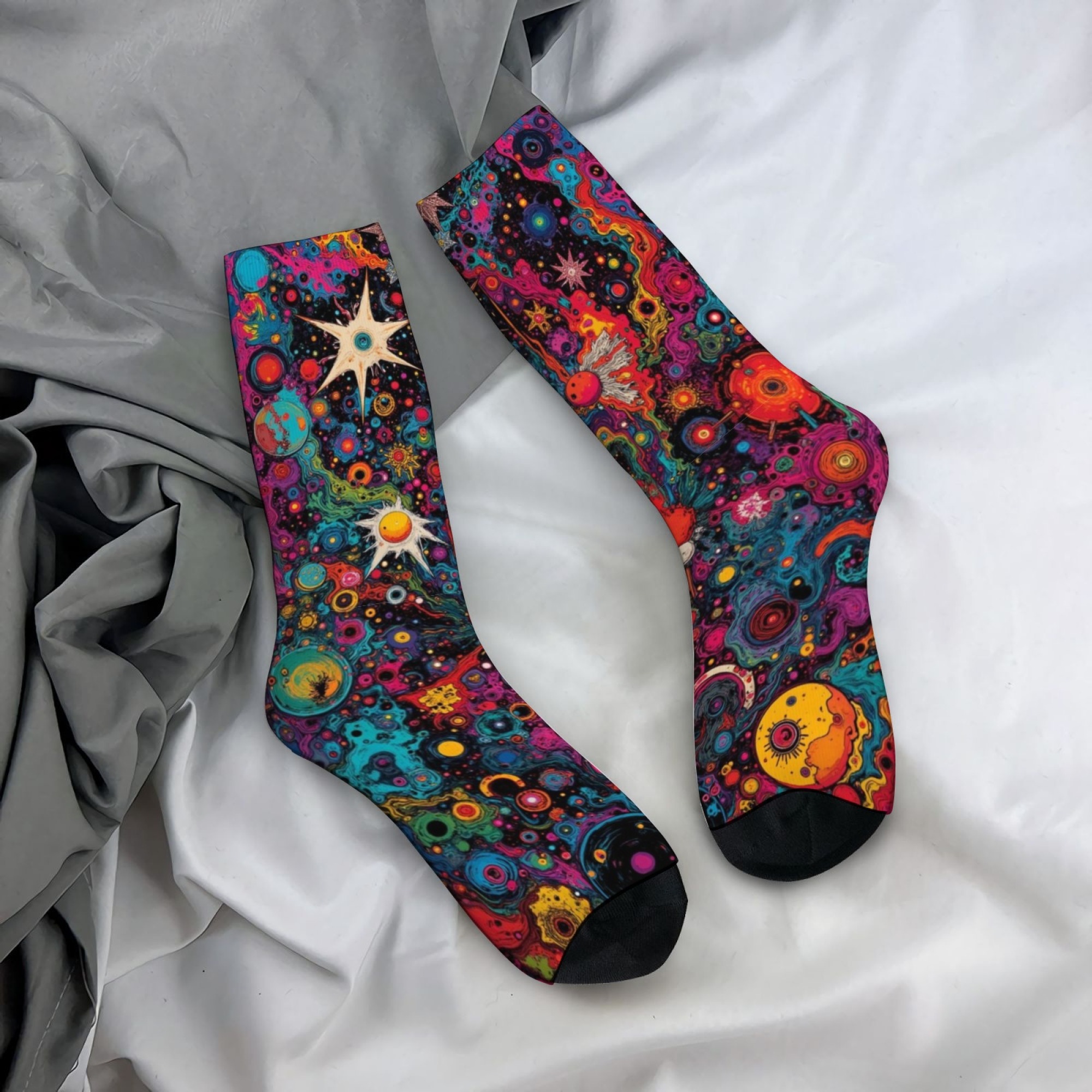 Street Fashion Style Youtube - Psychedelic Cosmic Planet Abstract Art Socks