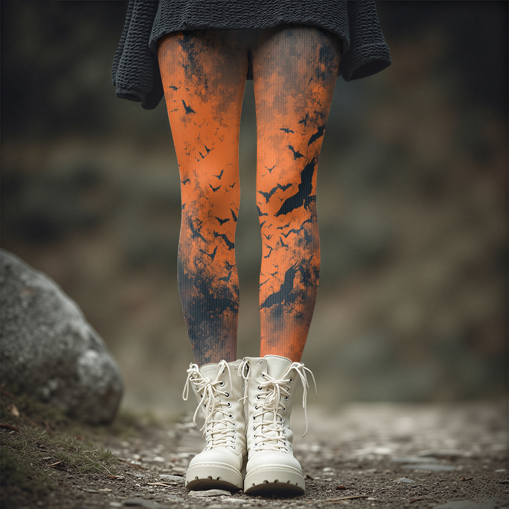Street Fashion Goth - Women's Thick Winter Leggings with Bat